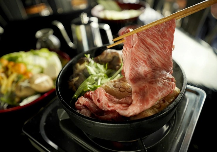 飛騨牛すきやきしゃぶしゃぶ 中橋 わかちや